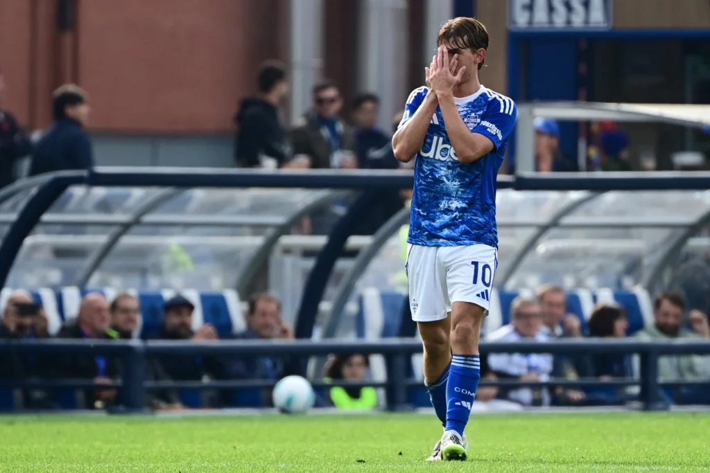 Nico Paz Como x Juventus