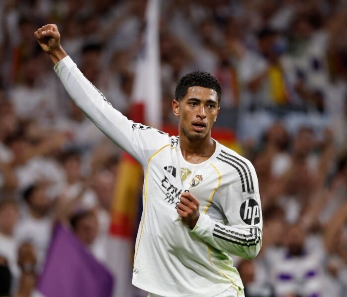 Jude Bellingham bate no peito e comemora o gol do Real Madrid diante da Juventus. Foto: Antonio Villalba/Real Madrid — Reprodução.