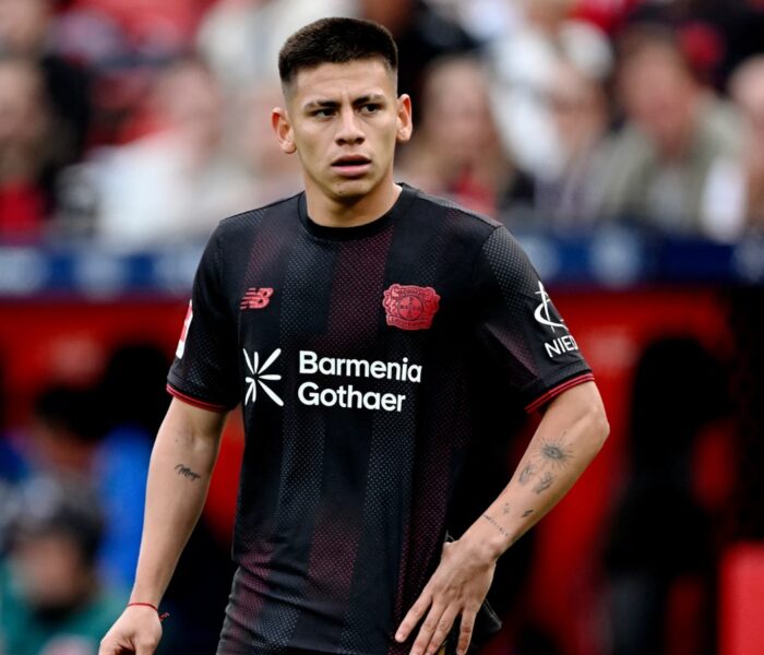 Echeverri Leverkusen