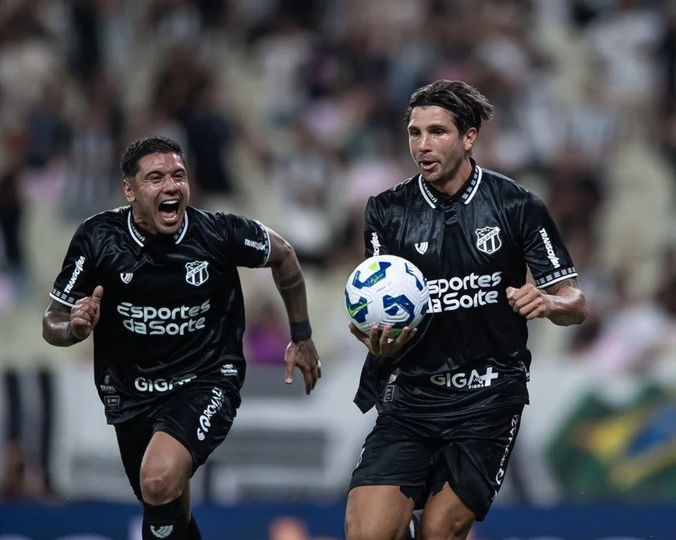 Lucas Mugni chega ao segundo gol pelo Ceará neste Brasileirão 2025. Foto: Iago Ferreira/Photo Premium/Gazeta Press — Reprodução.