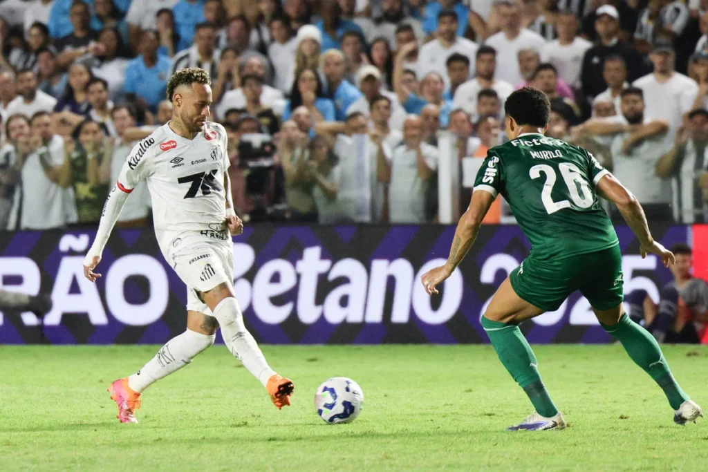 Neymar teve atuação tímida na vitória do Santos diante do Palmeiras