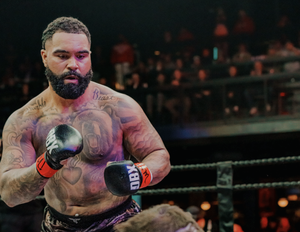 Gable Steveson estreou com nocaute relâmpago no Dirty Boxing