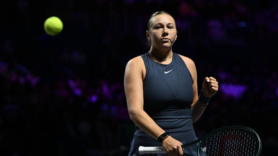 Amanda Anisimova WTA Finals 2025