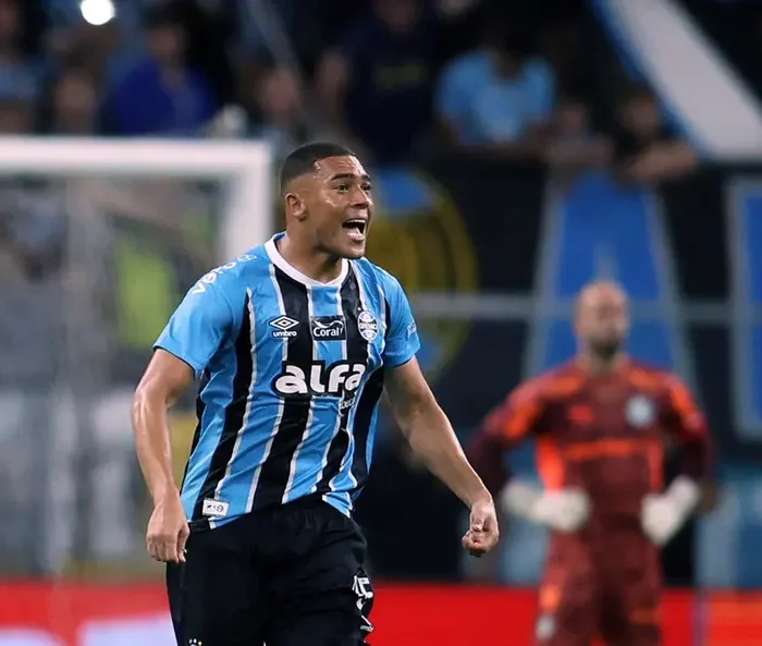 Carlos Vinícius Grêmio