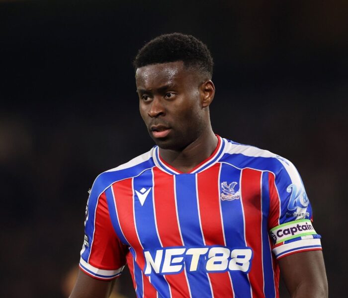 Marc Guéhi no jogo entre Crystal Palace e Wolverhampton. Foto: Catherine Ivill/AMA — Reprodução.