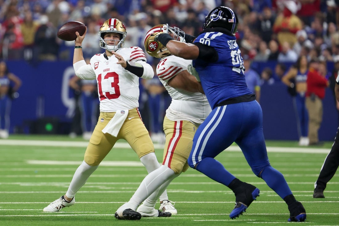 Brock Purdy contra os Colts (Foto: Trevor Ruszkowski-Imagn Images)