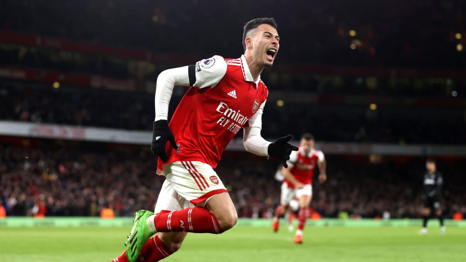Martinelli marcou no último do Arsenal, na vitória por 3 a 0 sobre o Club Brugge. Foto: Alex Pantling/Getty Images
