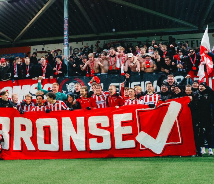 Comemoração dos jogadores do Tromsø IL pela classificação para a Europa League. Foto: Tromsø IL/Reprodução.