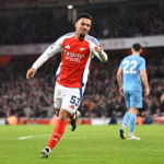 Nwaneri é formado pelas categorias de base do Arsenal, a conhecida Hale End. Foto: Divulgação/Arsenal FC