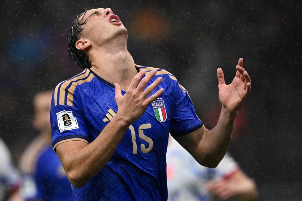 Pio Esposito lamenta. Foto: Image Photo Agency/Getty Images