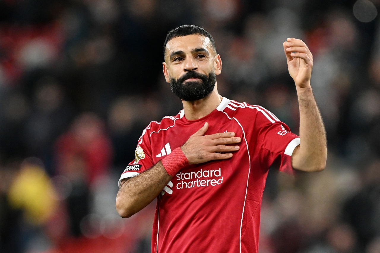 Salah é reverenciado pelos torcedores em Anfield. Foto: Liverpool FC/Liverpool FC via Getty Images.