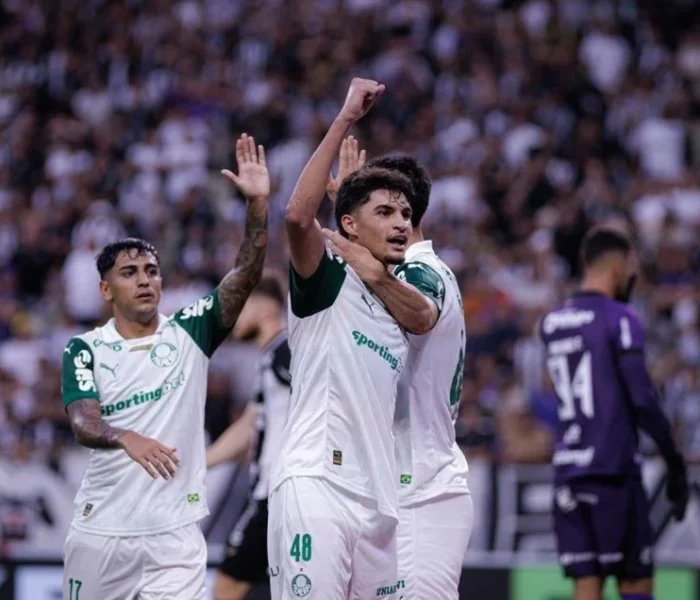 Sosa comemora o gol marcado. Foi o segundo dos três marcado pelo Palmeiras, contra o Ceará. Foto: Marcus Wernner/UAI Foto — Reprodução.