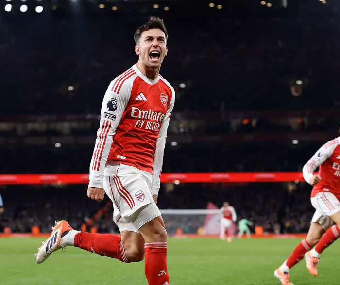 Martin Zubimendi comemora o gol. Chelsea Foto: Divulgação / Arsenal