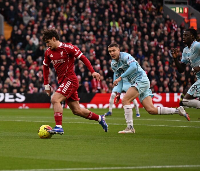 Liverpool x Burnley Premier League