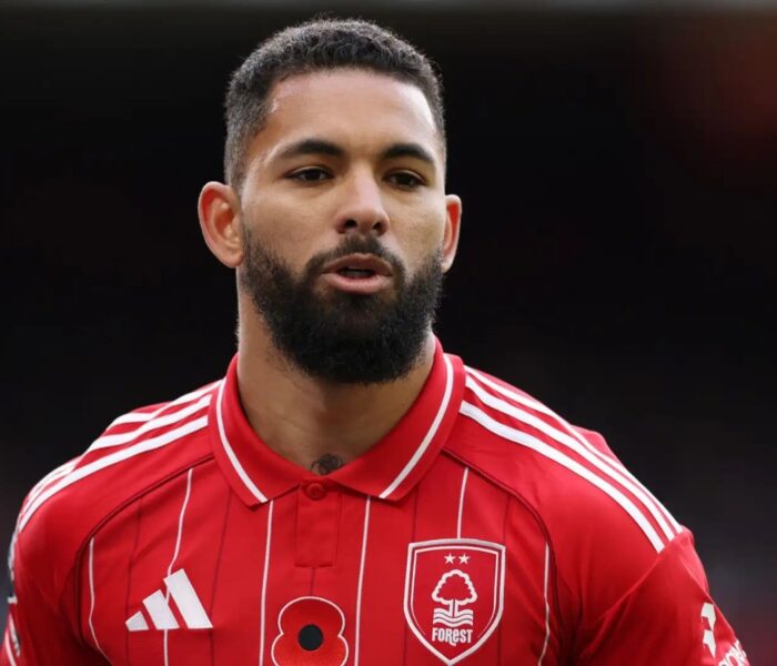Douglas Luiz Chelsea