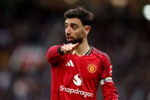 Bruno Fernandes comandou a vitória do Manchester United diante do Manchester City. Foto: Michael Regan/Getty Images