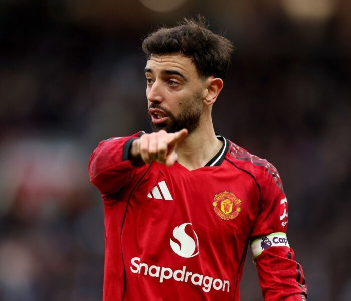 Bruno Fernandes comandou a vitória do Manchester United diante do Manchester City. Foto: Michael Regan/Getty Images