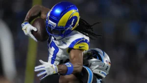 Rams vencem Panthers.