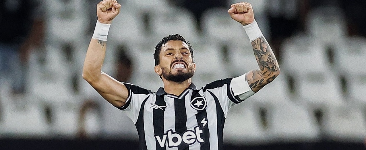 Alex Telles marcou para o Botafogo contra o Nacional de Potosí