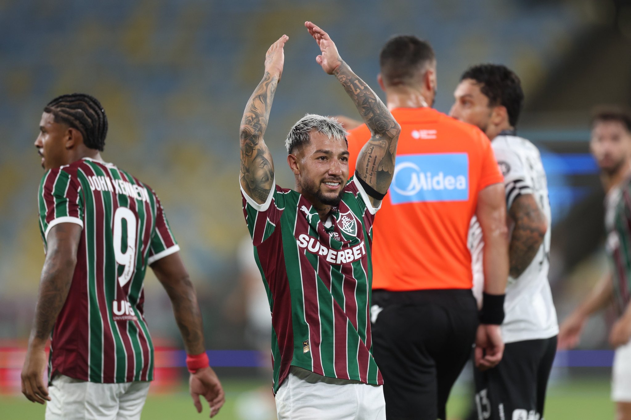 Lucho Acosta, Fluminense