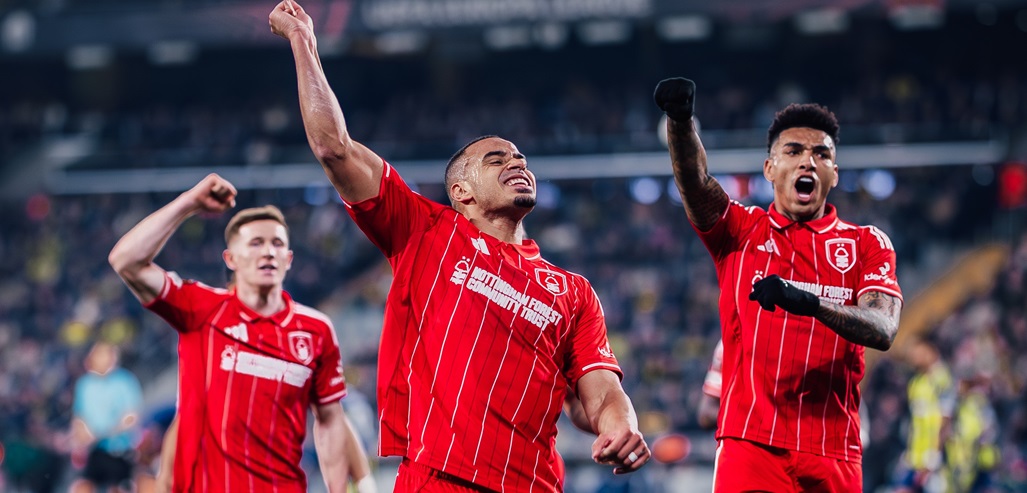 Nottingham encaminha classificação na Europa League