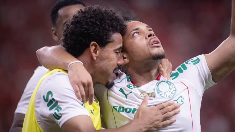 Internacional x Palmeiras Vitor Roque
