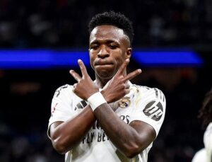 Vinicius Júnior fez dois gols na vitória do Real Madrid sobre a Real Sociedad