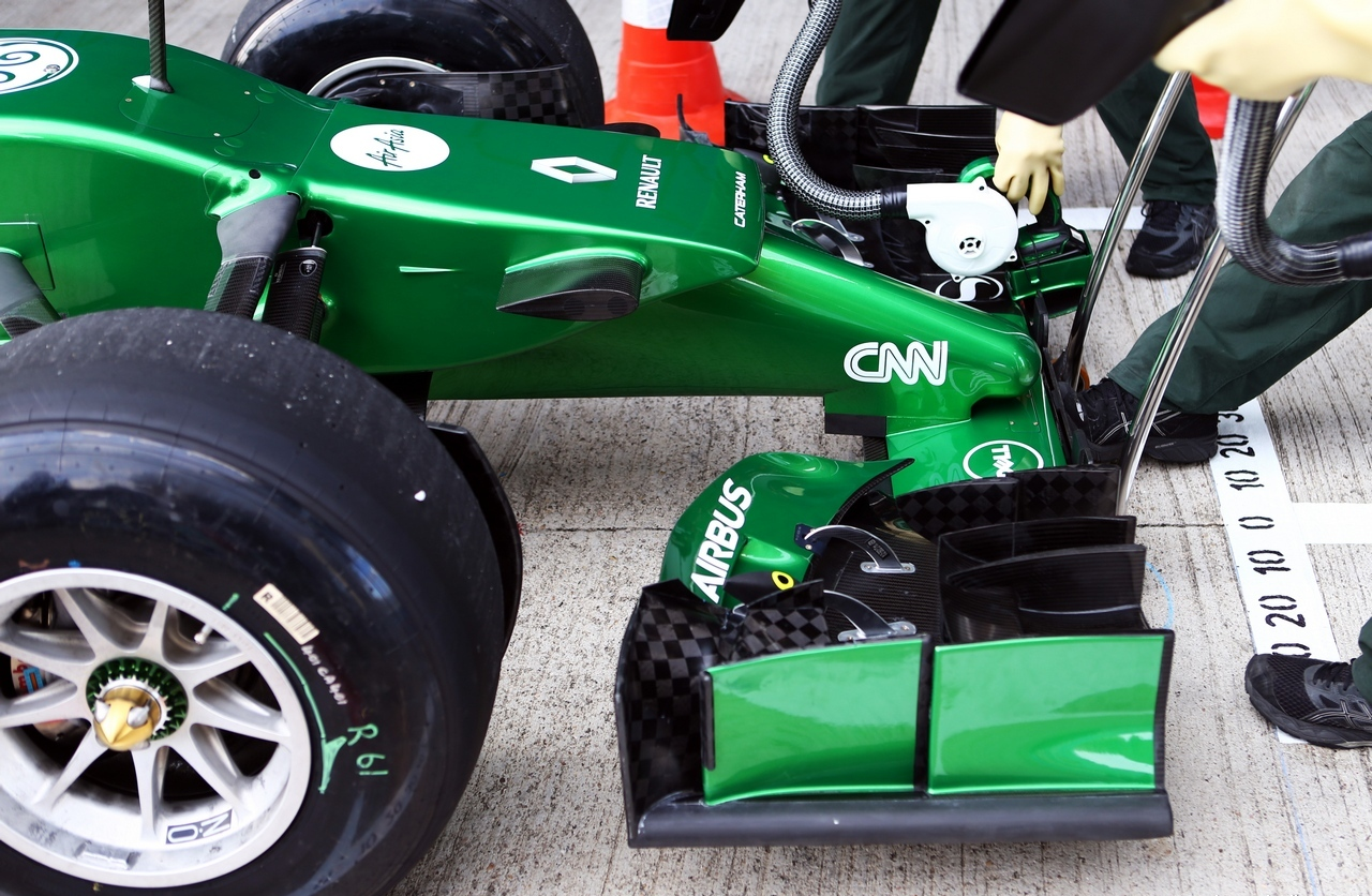 Caterham asa dianteira 2014