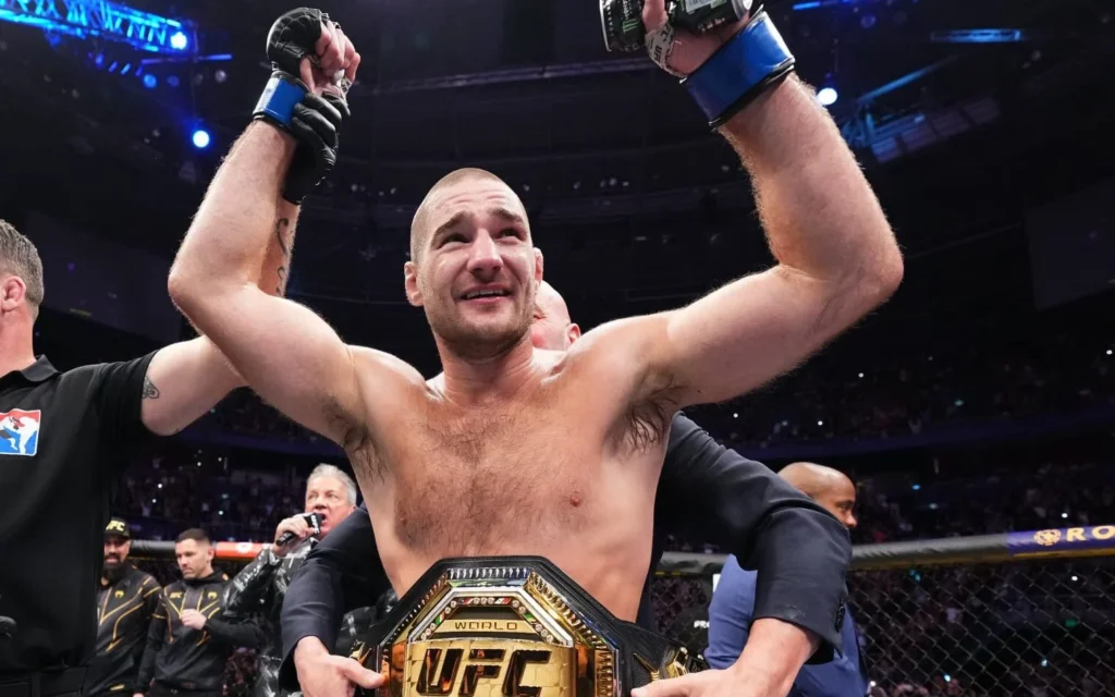 Sean Strickland quer destronar Khamzat Chimaev e recuperar o cinturão dos médios do UFC