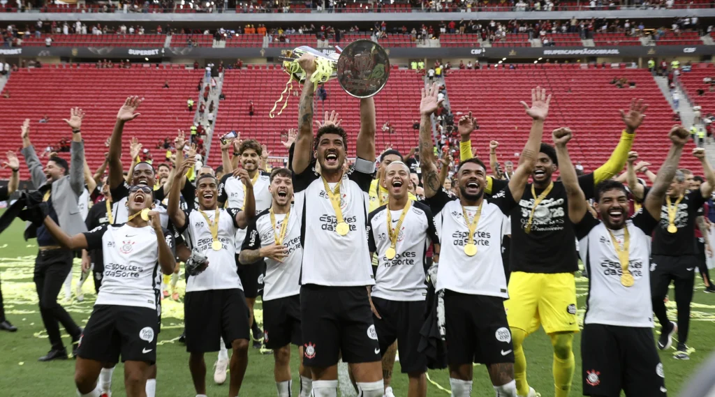 Corinthians venceu a decisão da Supercopa diante do Flamengo no último confronto entre eles
