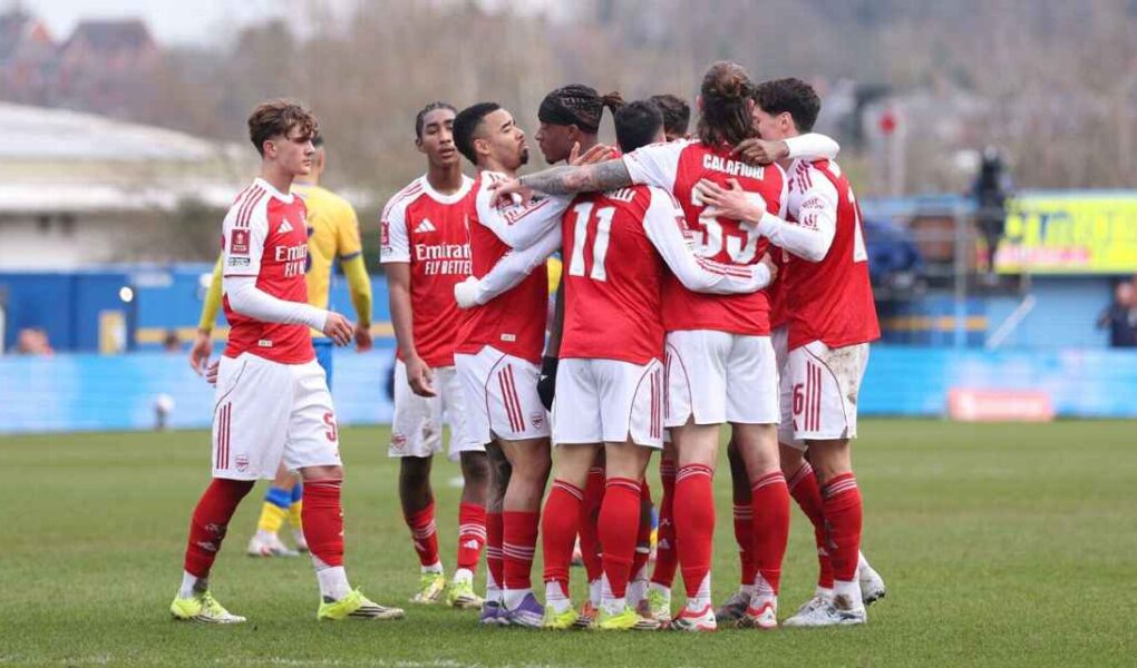 Mansfield Town Arsenal