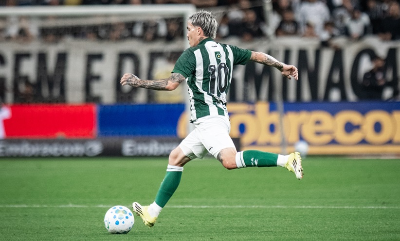 Coritiba vence Corinthians na Neo Química Arena