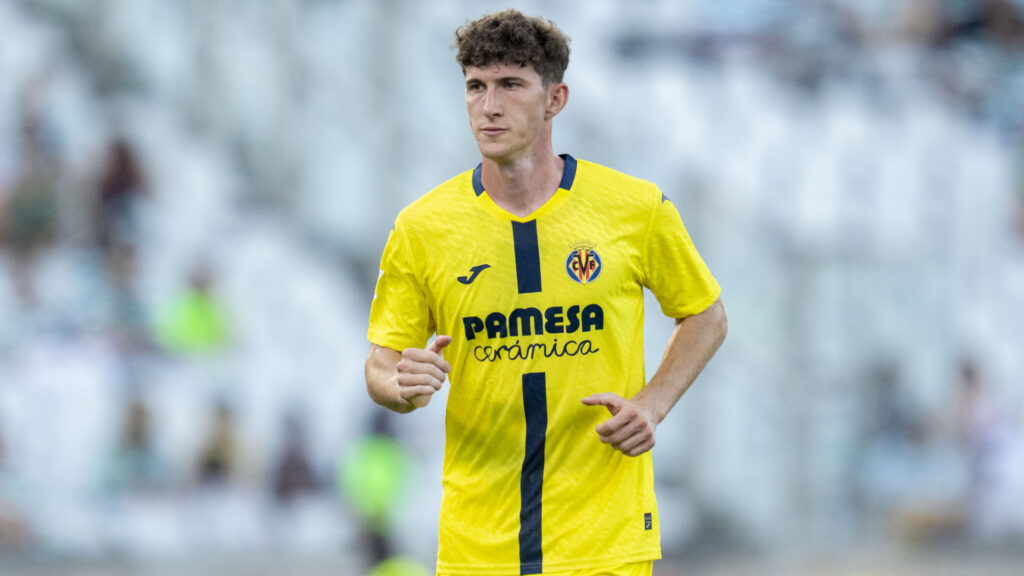 No radar do Atlético de Madrid, Pau Navarro é revelado no Villarreal. Foto: Divulgação/CF Villarreal.