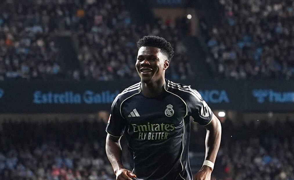 Tchouaméni celebra gol do Real Madrid diante do Celta de Vigo