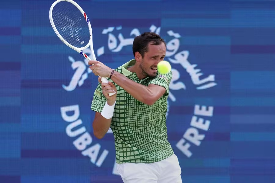 Tênis Medvedev Oriente Médio