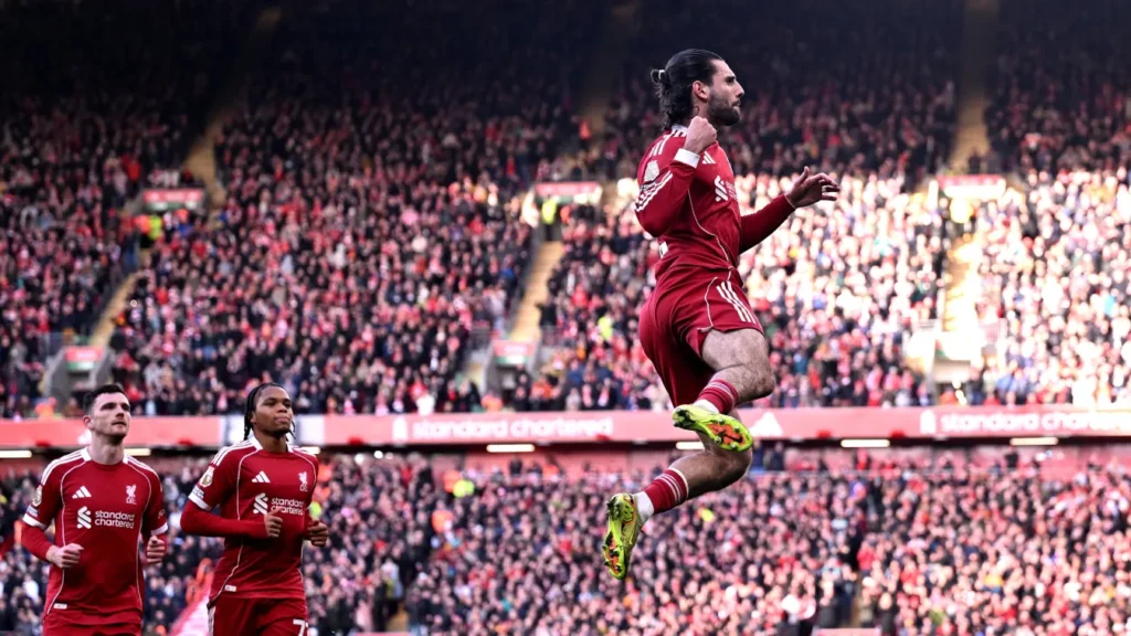 Szoboszlai comemora o gol do Liverpool no empate em 1 a 1 contra o Tottenham 