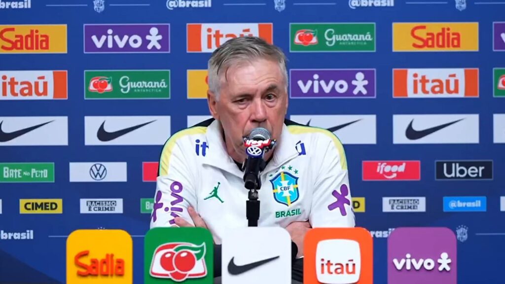 Carlo Ancelotti não descarta dupla do Cruzeiro na Copa 