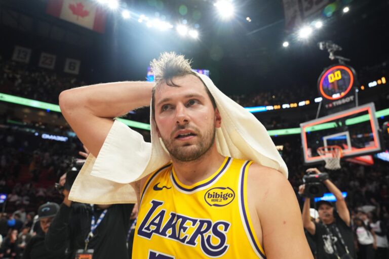 NBA: Luka Doncic está perdido nos Lakers?