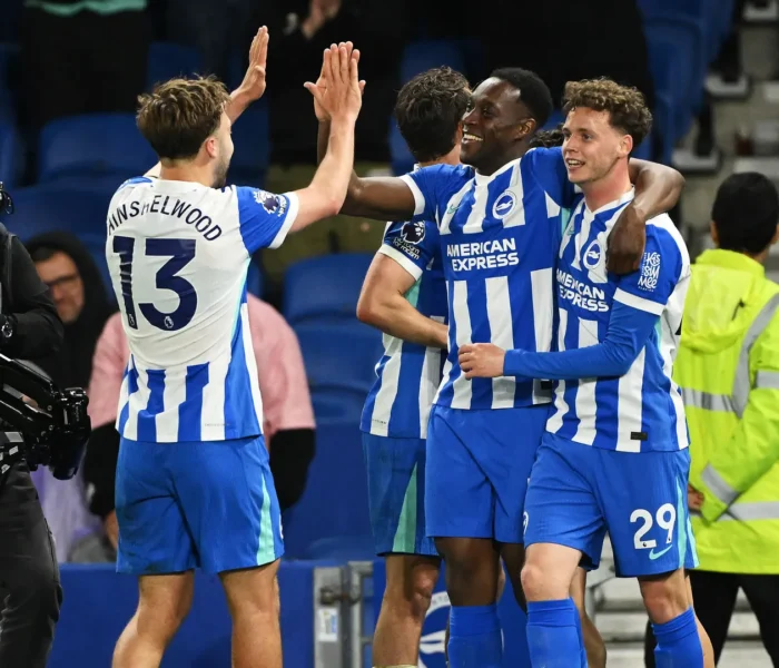 Welbeck marcou o último gol da vitória do Brighton, por 3 a 0, sobre o Chelsea. Foto: Reprodução/Premier League.