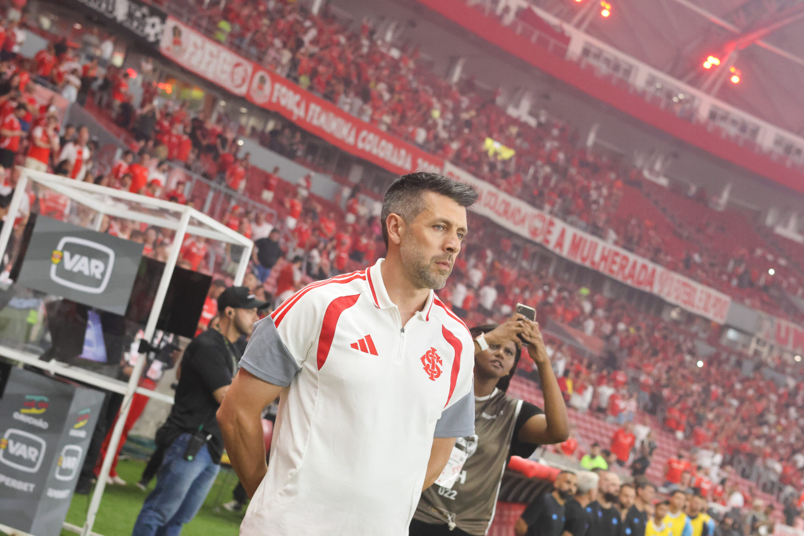 técnico Pezzolano Internacional