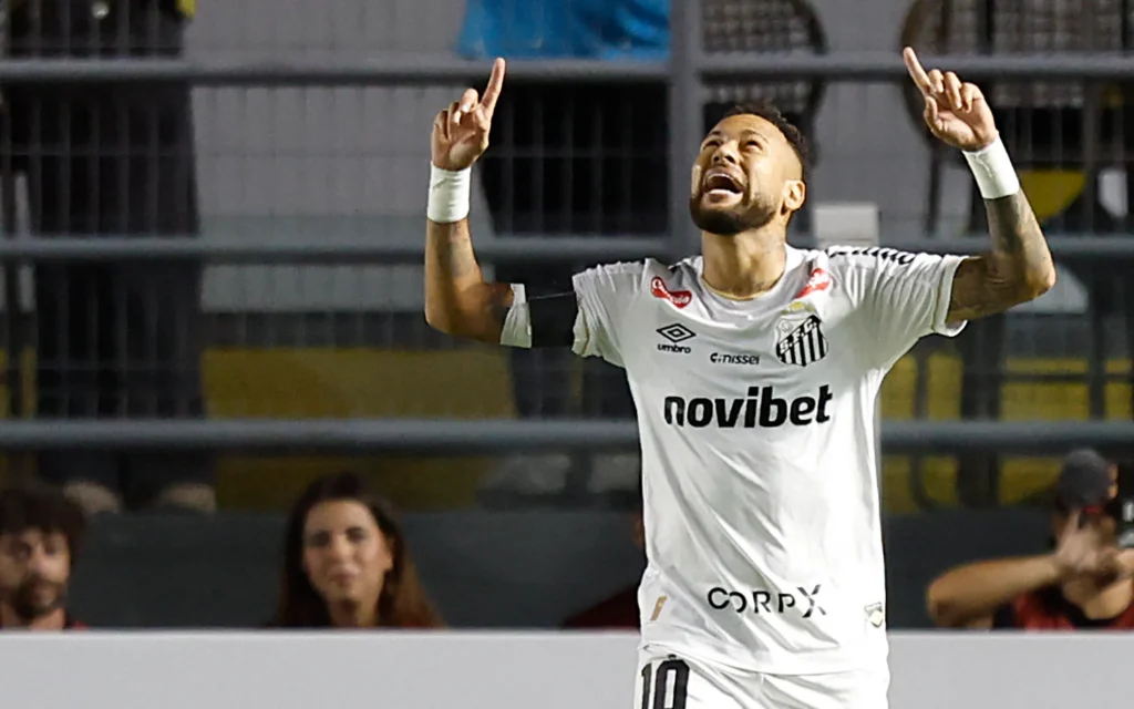 Neymar faz o gol do Santos no empate em 1 a 1 contra o Recoleta 