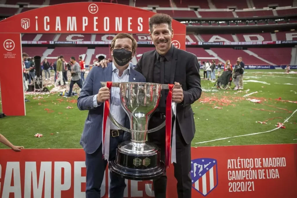 O último grande título de Simeone e o Atlético de Madrid foi a La Liga de 20/21