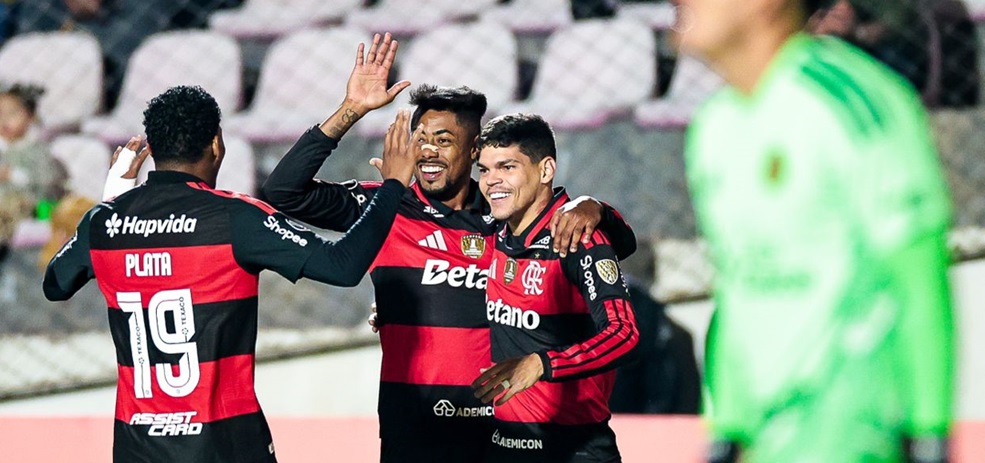 Flamengo vence Cusco fora de casa na estreia da Libertadores