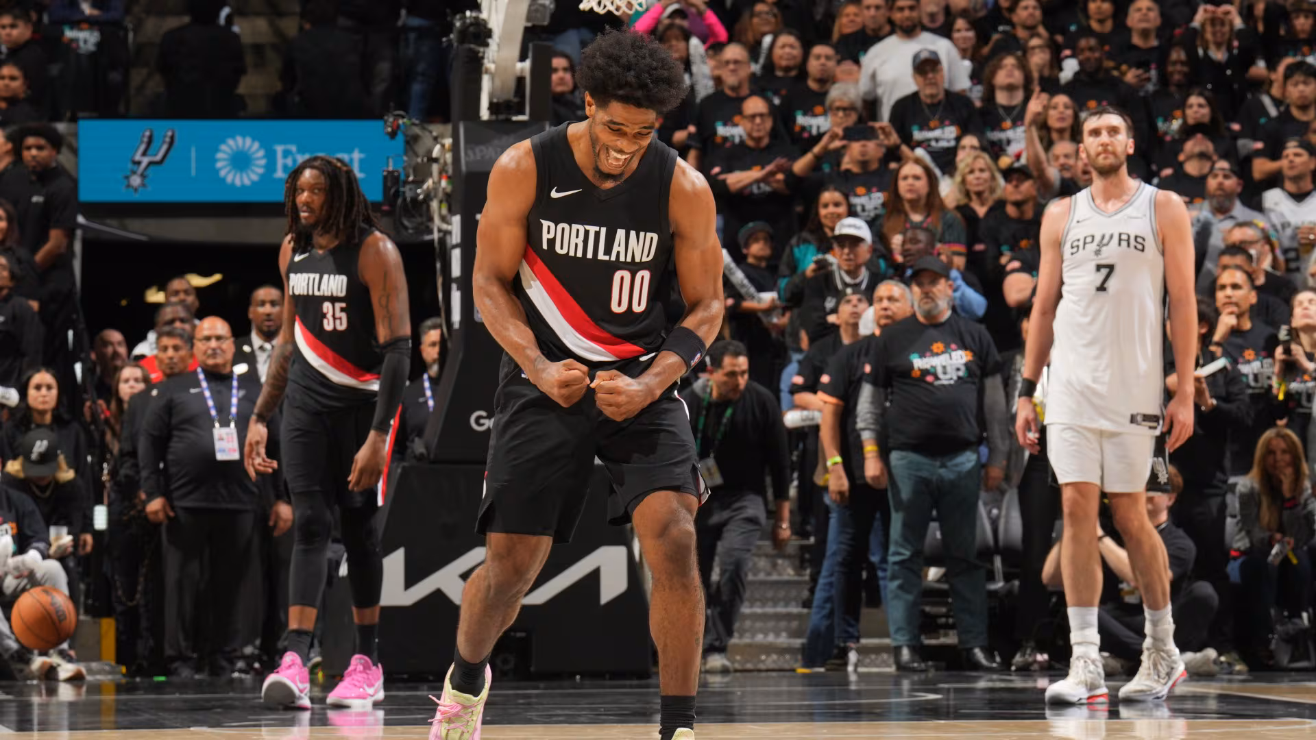 De “bust” a estrela: Scoot Henderson está brilhando nos playoffs