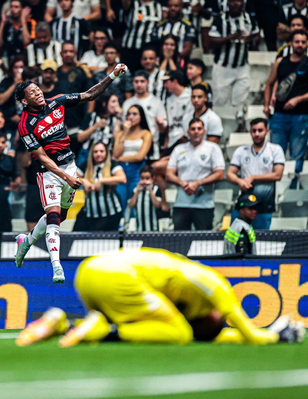 Plata Flamengo x Atlético-MG