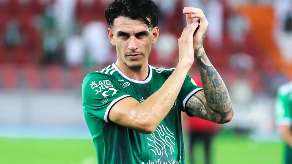 Ibáñez, jogador do Al-Ahli, Foto: Reprodução/Goal.com