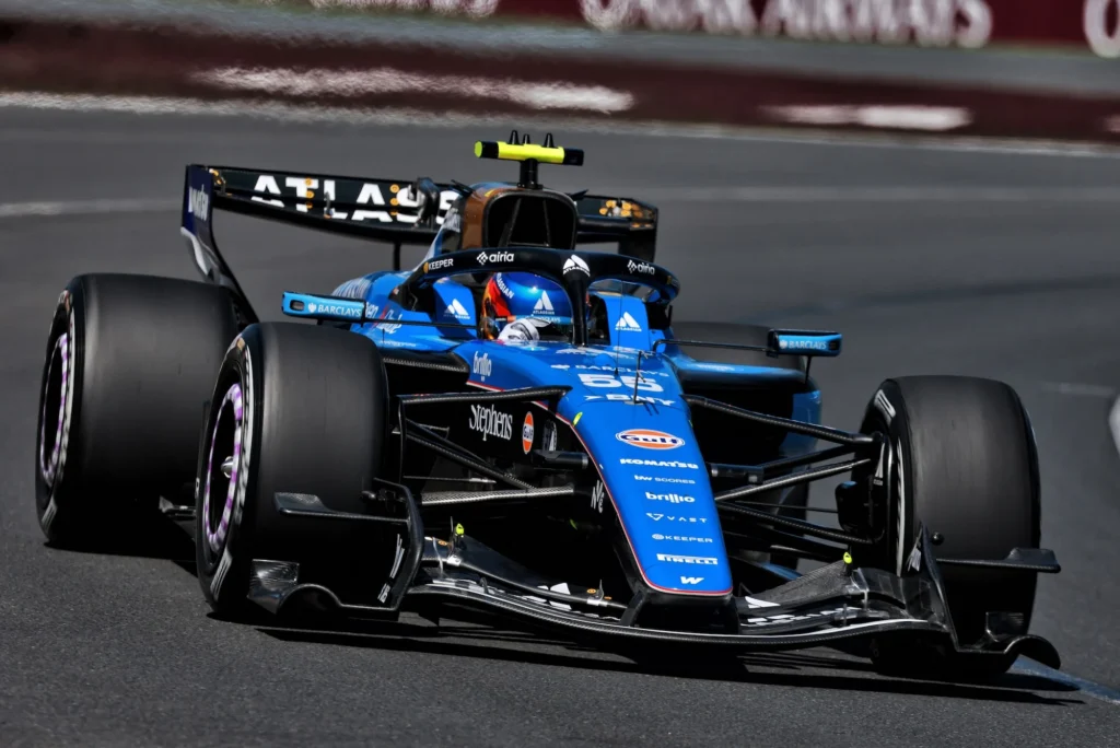 Carlos Sainz não vê Williams brigando por coisas grandes na temporada 2026