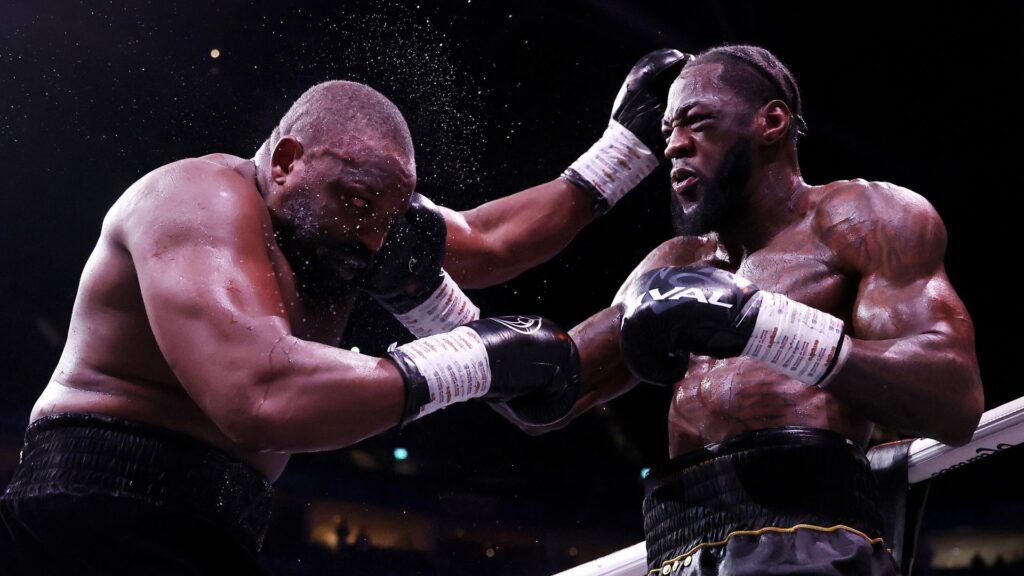 Deontay Wilder e Derek Chisora realizaram uma verdadeira guerra em Londres, com vitória do americano