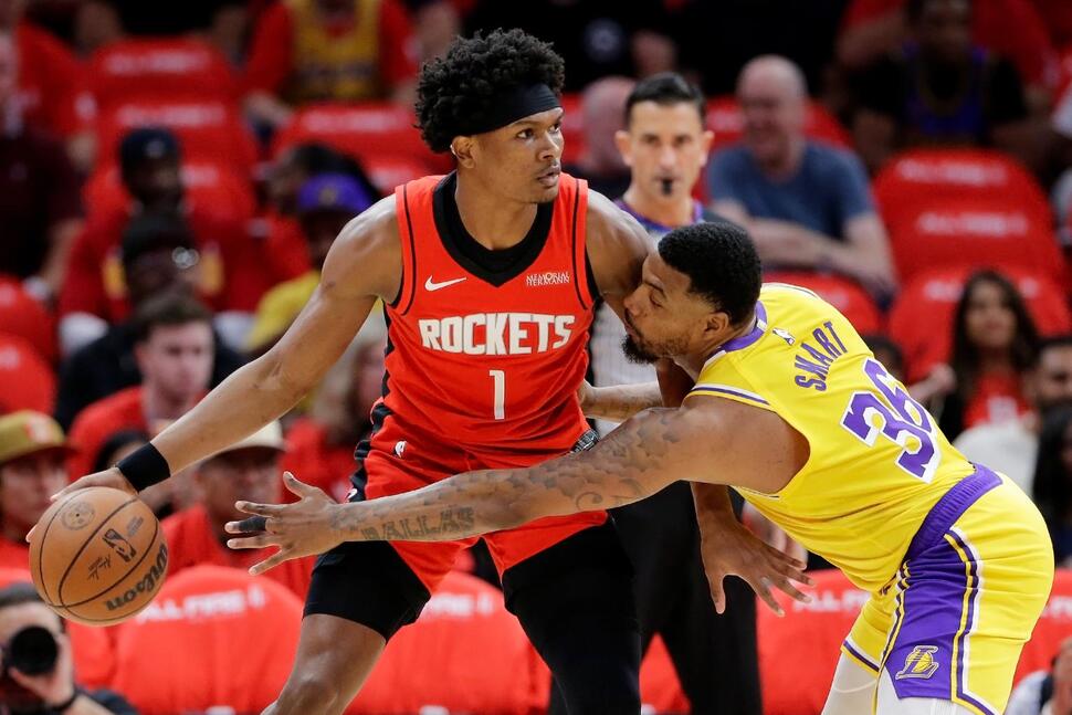 Rockets reagem e vencem a primeira na série contra os Lakers