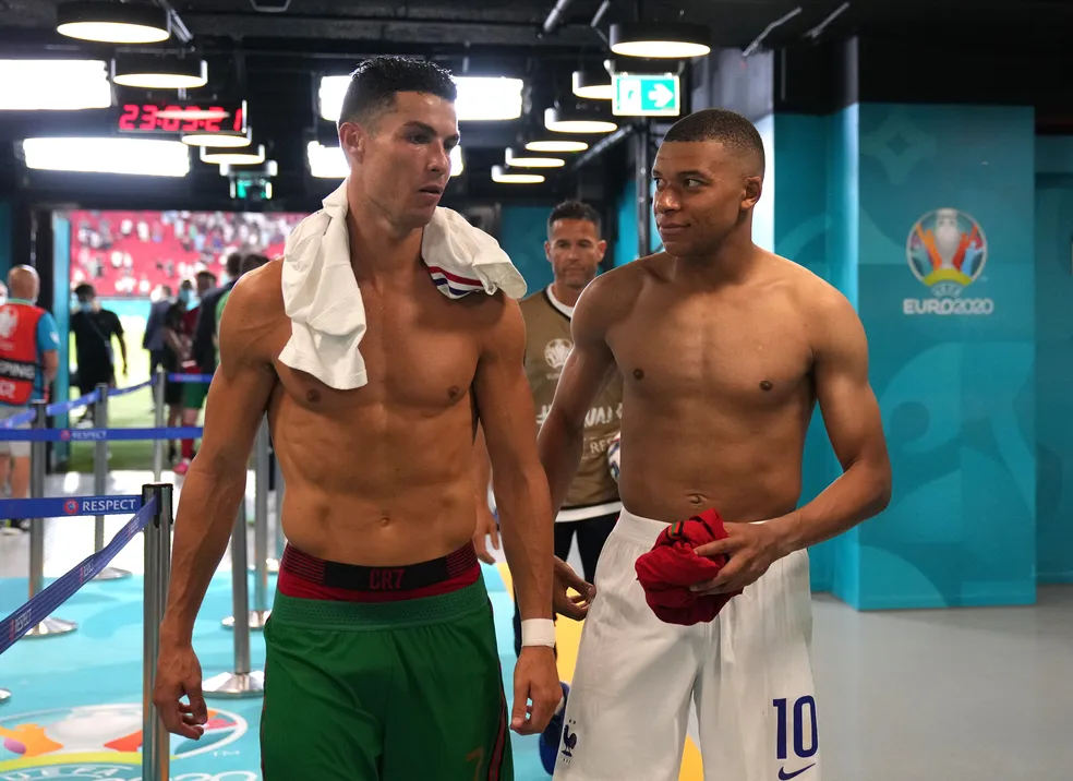 mbappé e cristiano ronaldo real madrid